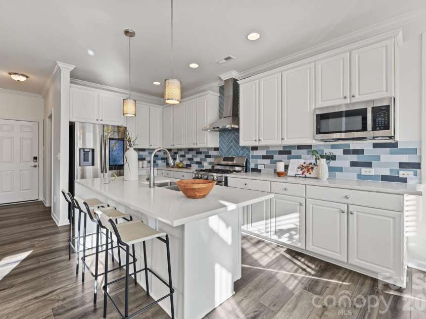 13803 Daltrey Lane, Charlotte, NC 28277.  MLS# CAR4357515, YatesRealty ID 5285. 