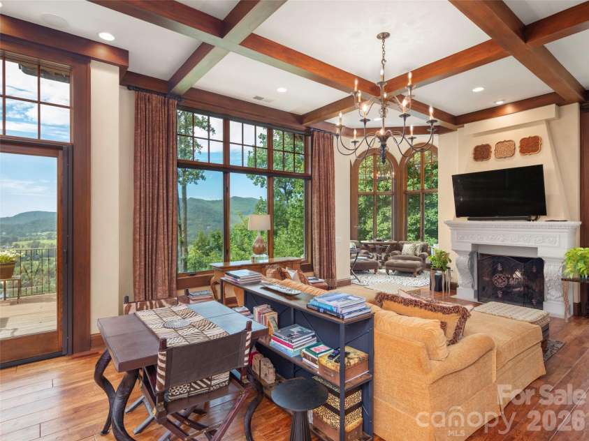 994 Clovertop Lane, Arden, NC 28704.  MLS# CAR4415790, YatesRealty ID 52854. 