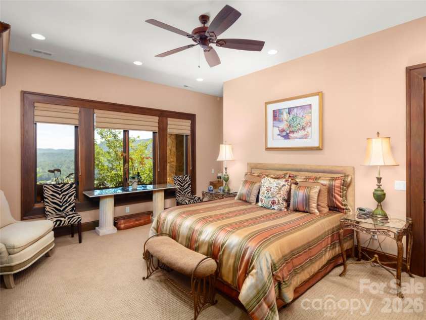 994 Clovertop Lane, Arden, NC 28704.  MLS# CAR4415790, YatesRealty ID 52854. 