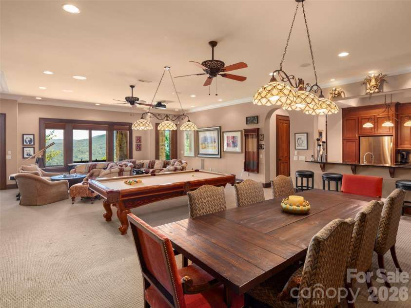994 Clovertop Lane, Arden, NC 28704.  MLS# CAR4415790, YatesRealty ID 52854. 