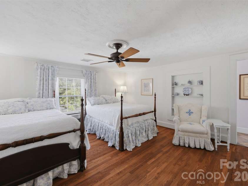 1670 Southwest Boulevard, Newton, NC 28658.  MLS# CAR4401176, YatesRealty ID 52855. 