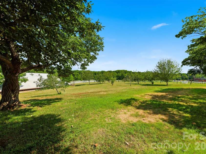 1670 Southwest Boulevard, Newton, NC 28658.  MLS# CAR4401176, YatesRealty ID 52855. 
