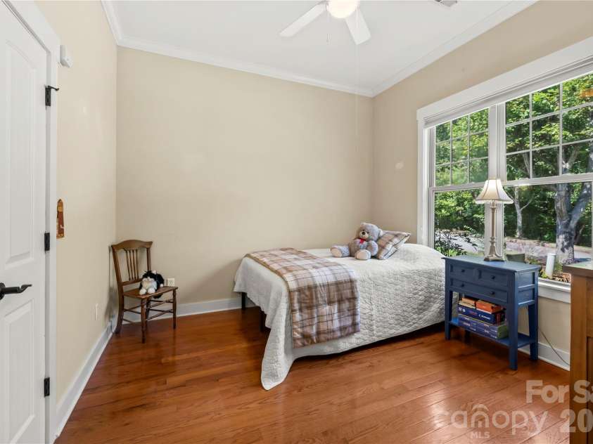 27 Dreambird Drive, Leicester, NC 28748.  MLS# CAR4424552, YatesRealty ID 52857. Front bedroom
