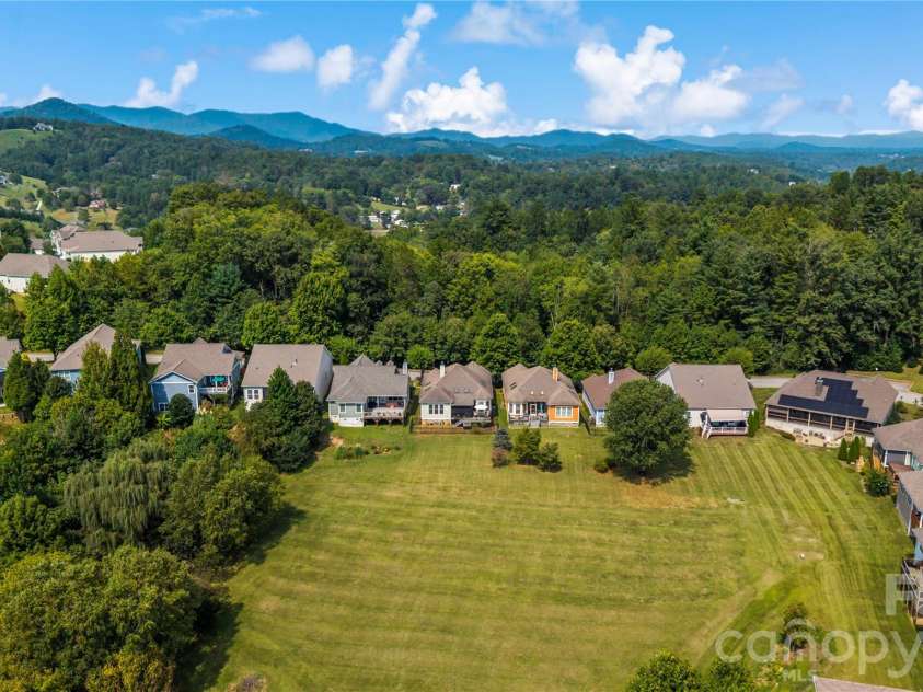 27 Dreambird Drive, Leicester, NC 28748.  MLS# CAR4424552, YatesRealty ID 52857. Green space galore!