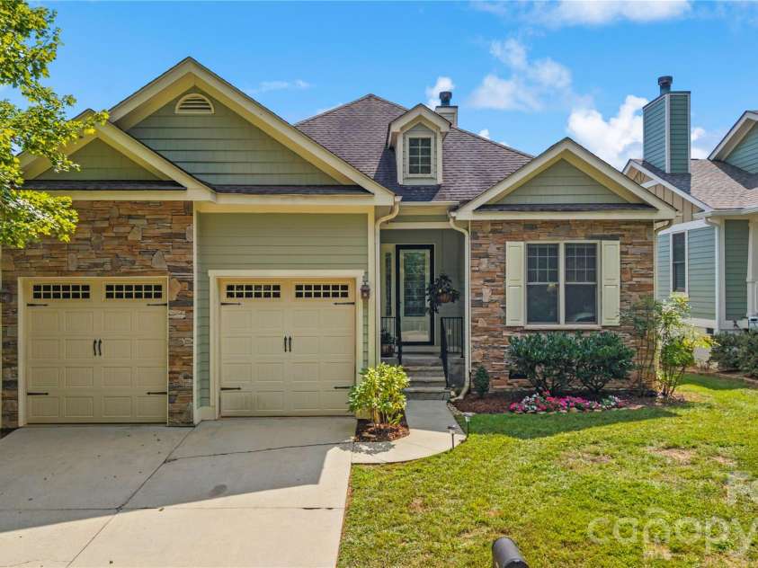 27 Dreambird Drive, Leicester, NC 28748.  MLS# CAR4424552, YatesRealty ID 52857. Welcome home!