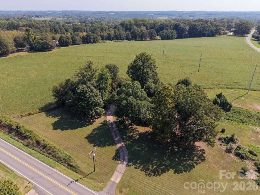 3910 Fallston Road, Shelby, NC 28150.  MLS# CAR4427337, YatesRealty ID 52858. 