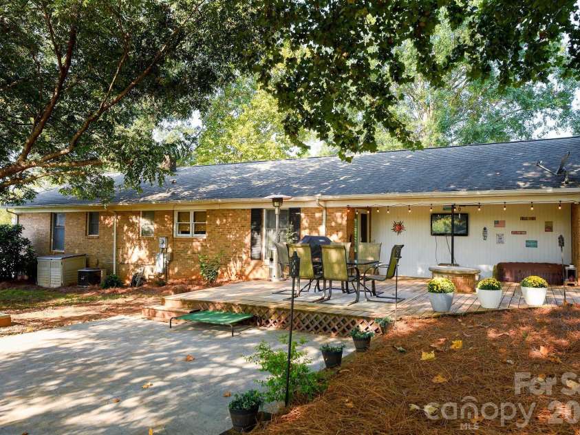 3910 Fallston Road, Shelby, NC 28150.  MLS# CAR4427337, YatesRealty ID 52858. 