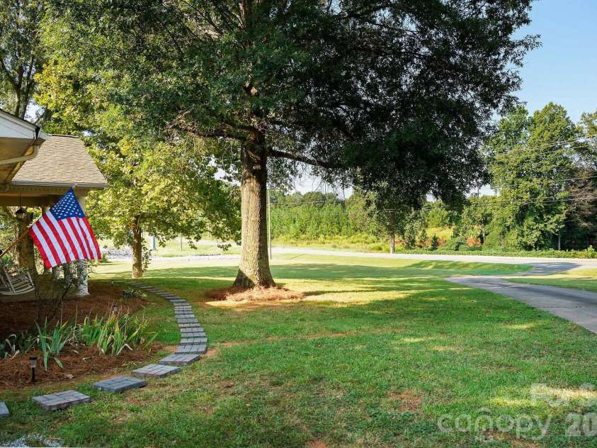 3910 Fallston Road, Shelby, NC 28150.  MLS# CAR4427337, YatesRealty ID 52858. Amazing front yard!!