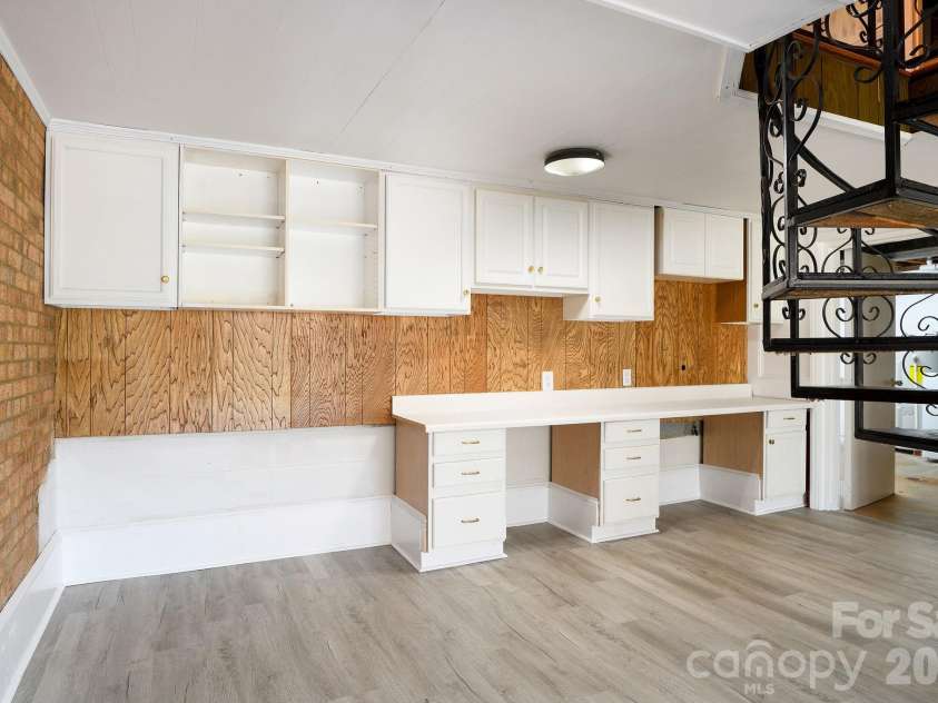 3910 Fallston Road, Shelby, NC 28150.  MLS# CAR4427337, YatesRealty ID 52858. Built in storage and cabinets !