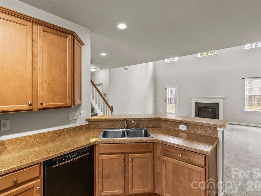 555 Settlers Grove Lane, Salisbury, NC 28146.  MLS# CAR4351216, YatesRealty ID 5286. 