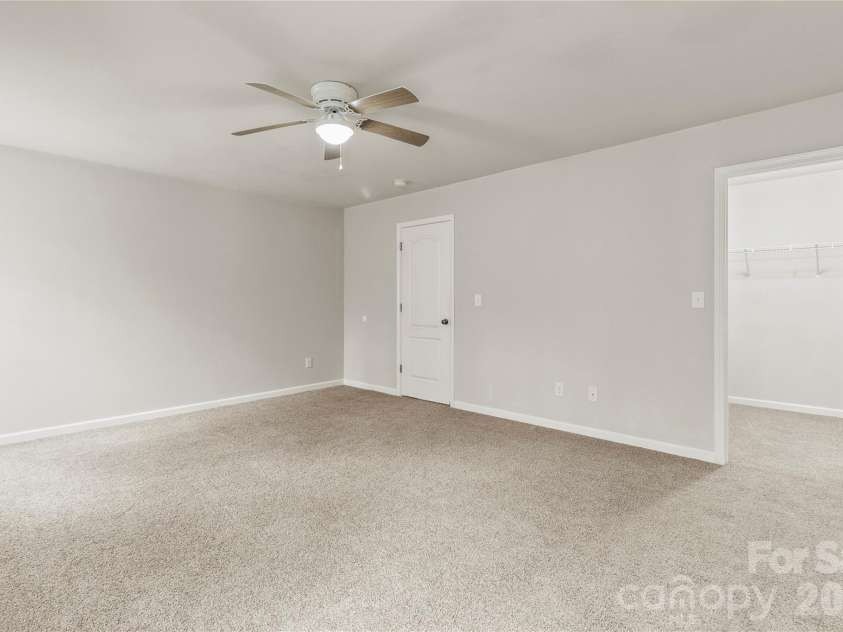 555 Settlers Grove Lane, Salisbury, NC 28146.  MLS# CAR4351216, YatesRealty ID 5286. 