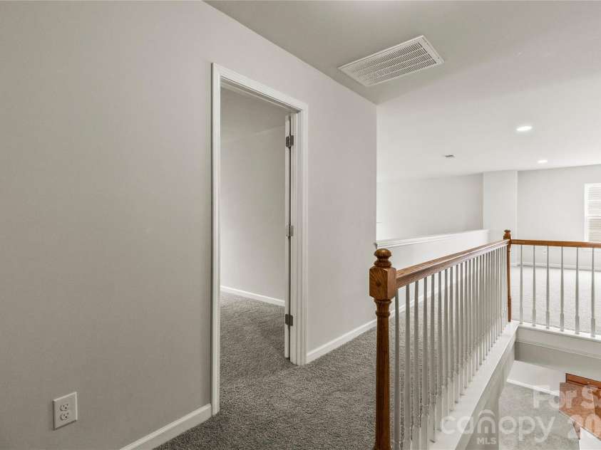 555 Settlers Grove Lane, Salisbury, NC 28146.  MLS# CAR4351216, YatesRealty ID 5286. 