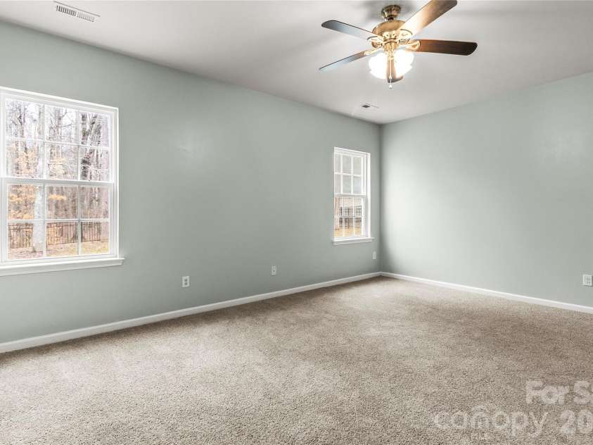 555 Settlers Grove Lane, Salisbury, NC 28146.  MLS# CAR4351216, YatesRealty ID 5286. 