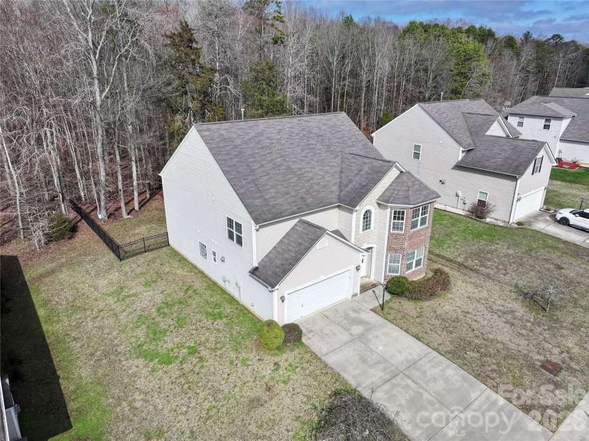 555 Settlers Grove Lane, Salisbury, NC 28146.  MLS# CAR4351216, YatesRealty ID 5286. 