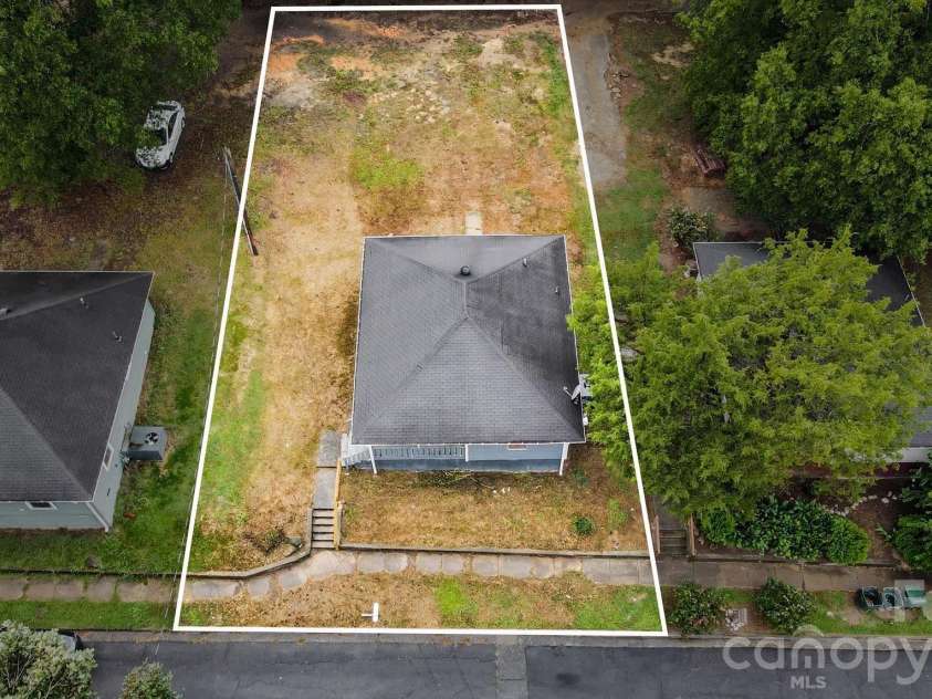 405 Boyce Street, Gastonia, NC 28052.  MLS# CAR4428069, YatesRealty ID 52861. 