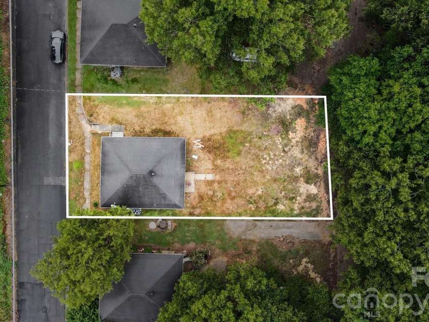405 Boyce Street, Gastonia, NC 28052.  MLS# CAR4428069, YatesRealty ID 52861. 