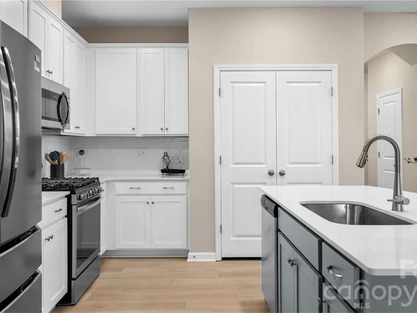1241 Nighthawk Way, Belmont, NC 28012.  MLS# CAR4428388, YatesRealty ID 52863. 