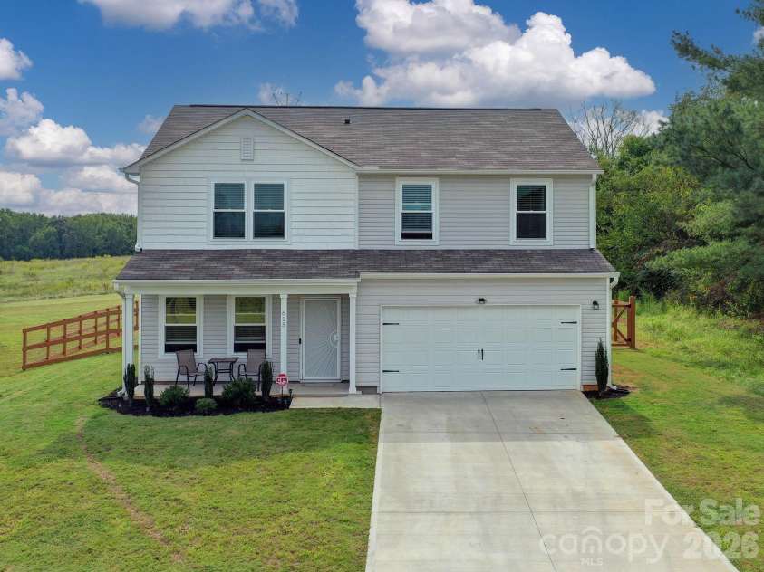 615 Potter Road, Gaffney, SC 29341.  MLS# CAR4427856, YatesRealty ID 52865. 