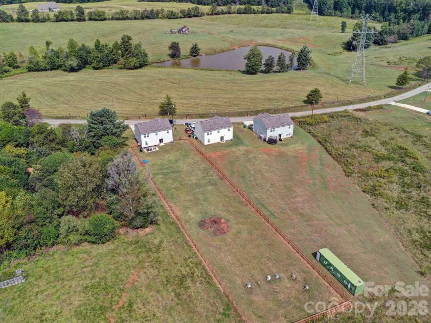 615 Potter Road, Gaffney, SC 29341.  MLS# CAR4427856, YatesRealty ID 52865. 