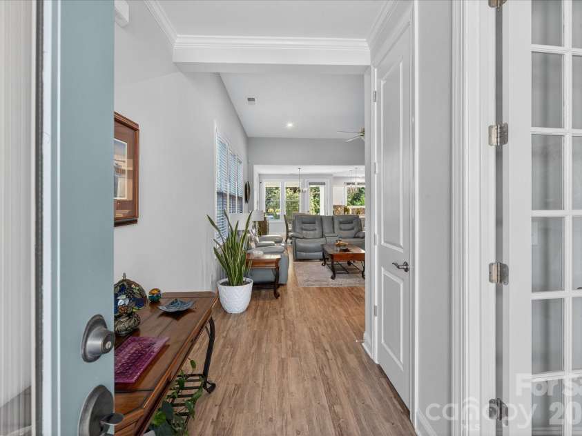 5816 Cheerful Lane, Charlotte, NC 28215.  MLS# CAR4421974, YatesRealty ID 52869. 