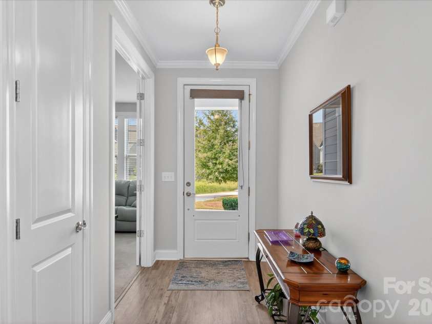 5816 Cheerful Lane, Charlotte, NC 28215.  MLS# CAR4421974, YatesRealty ID 52869. 
