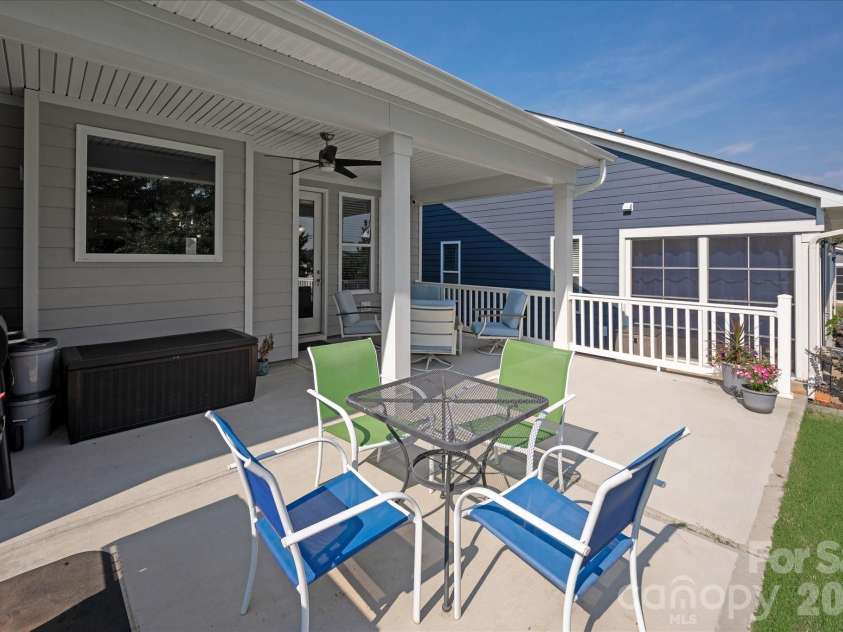 5816 Cheerful Lane, Charlotte, NC 28215.  MLS# CAR4421974, YatesRealty ID 52869. 