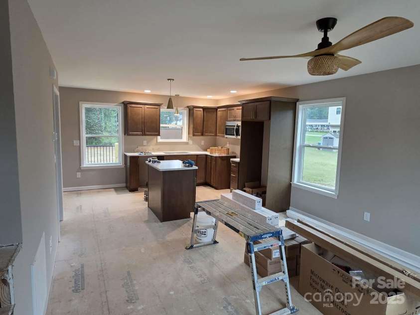 8940 Wilson Road, Hildebran, NC 28637.  MLS# CAR4245677, YatesRealty ID 5287. 