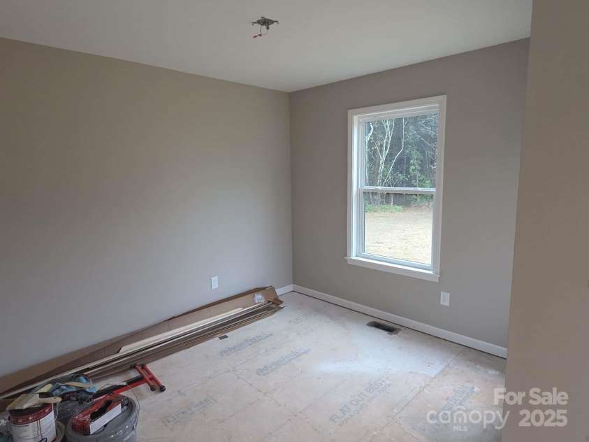 8940 Wilson Road, Hildebran, NC 28637.  MLS# CAR4245677, YatesRealty ID 5287. 