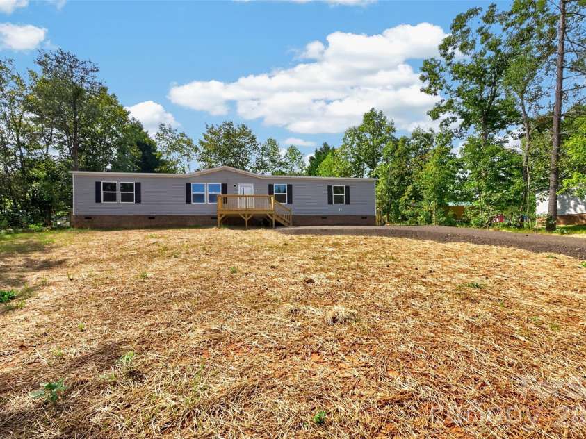 4133 Alderbrook Court, Lenoir, NC 28645.  MLS# CAR4427354, YatesRealty ID 52870. 