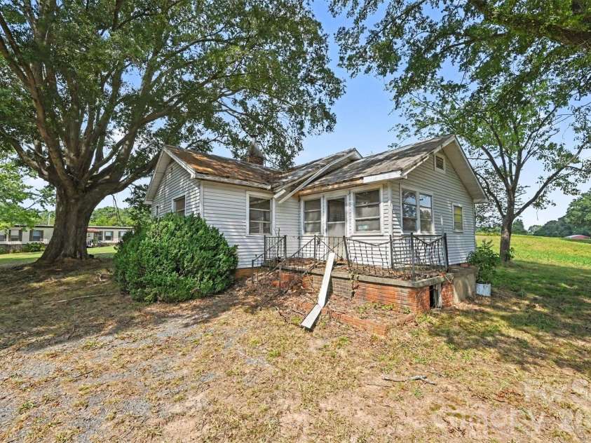 1448 Tomberlin Road, Monroe, NC 28110.  MLS# CAR4426456, YatesRealty ID 52873. 