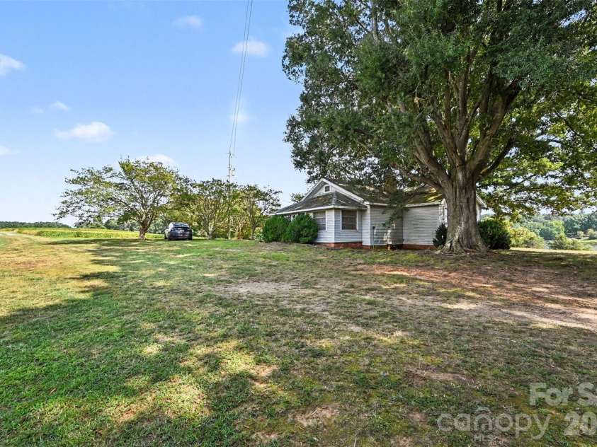 1448 Tomberlin Road, Monroe, NC 28110.  MLS# CAR4426456, YatesRealty ID 52873. 