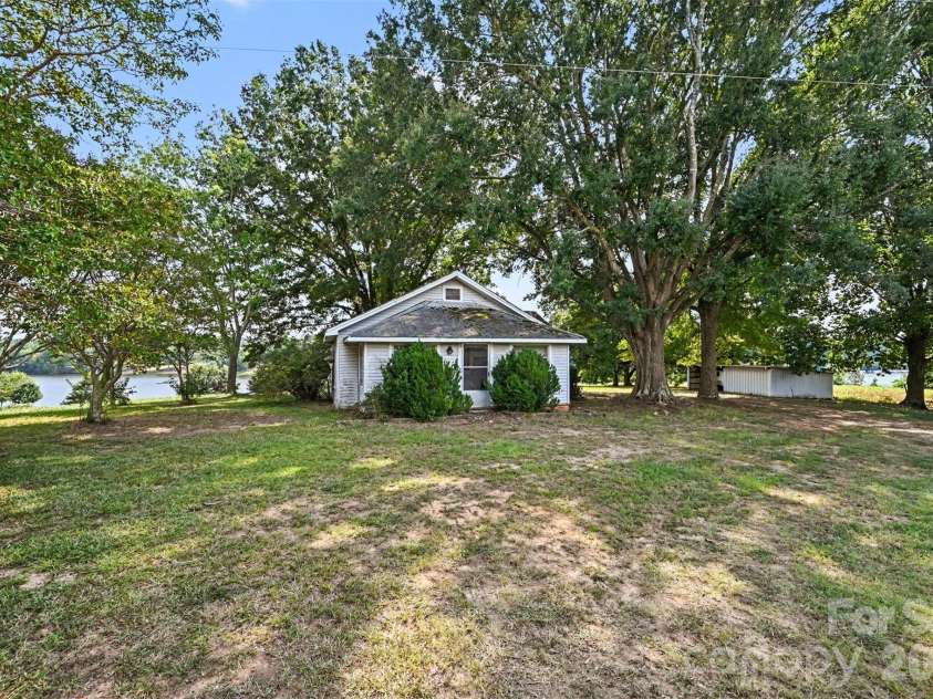 1448 Tomberlin Road, Monroe, NC 28110.  MLS# CAR4426456, YatesRealty ID 52873. 