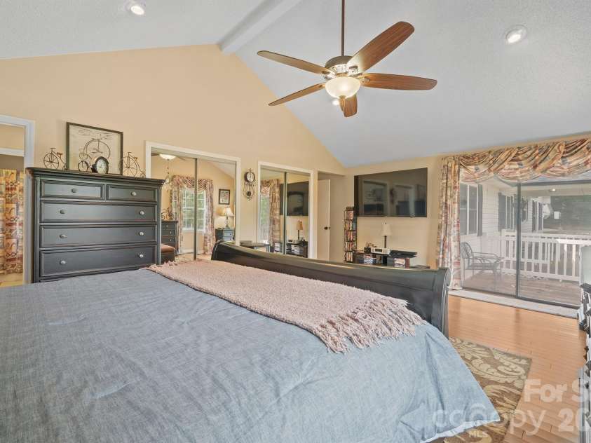 370 Shiloh Road, Statesville, NC 28677.  MLS# CAR4428411, YatesRealty ID 52876. 
