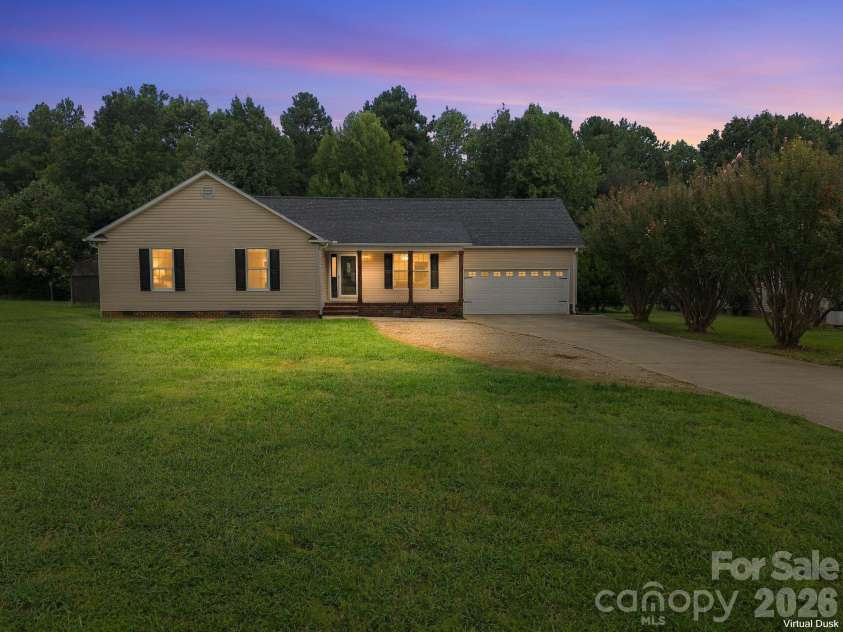205 Sunrise Ridge Drive, Salisbury, NC 28146.  MLS# CAR4427367, YatesRealty ID 52879. 