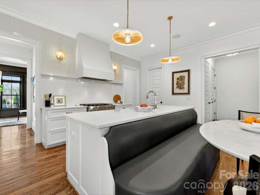 2012 Bristol Park Lane, Charlotte, NC 28226.  MLS# CAR4353775, YatesRealty ID 5288. 