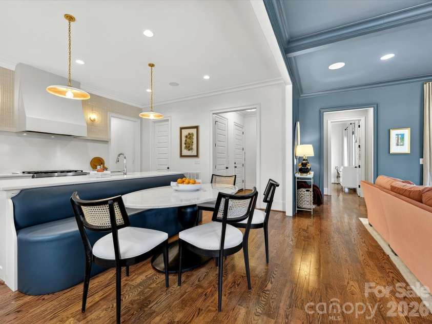 2012 Bristol Park Lane, Charlotte, NC 28226.  MLS# CAR4353775, YatesRealty ID 5288. 