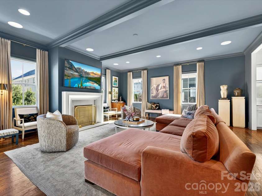 2012 Bristol Park Lane, Charlotte, NC 28226.  MLS# CAR4353775, YatesRealty ID 5288. 