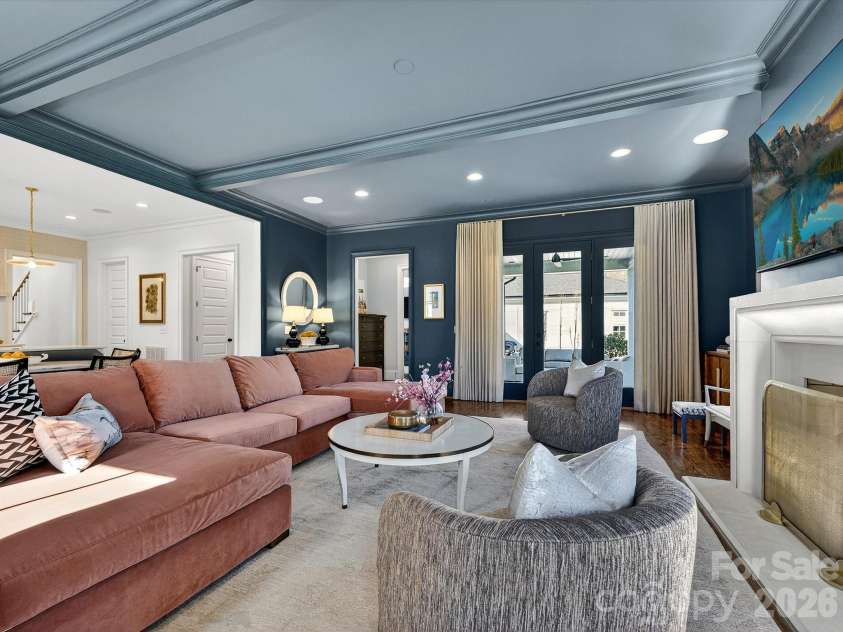 2012 Bristol Park Lane, Charlotte, NC 28226.  MLS# CAR4353775, YatesRealty ID 5288. 