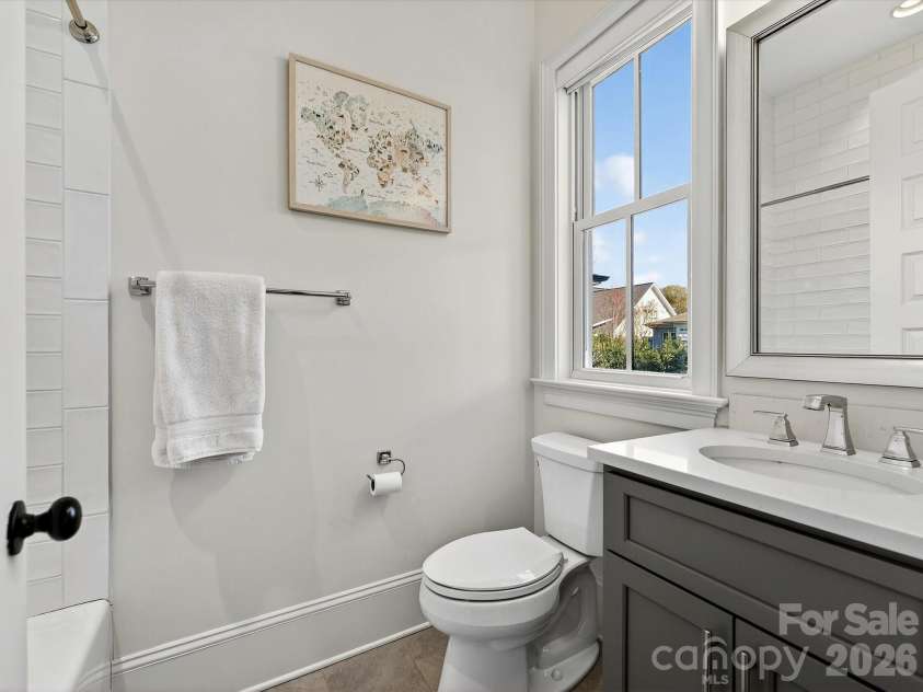 2012 Bristol Park Lane, Charlotte, NC 28226.  MLS# CAR4353775, YatesRealty ID 5288. 