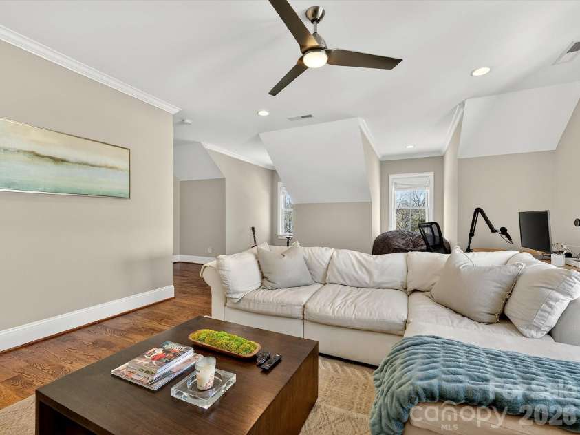 2012 Bristol Park Lane, Charlotte, NC 28226.  MLS# CAR4353775, YatesRealty ID 5288. 