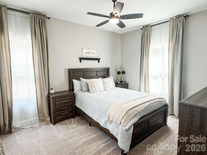 71 View Ridge Parkway, Leicester, NC 28748.  MLS# CAR4423955, YatesRealty ID 52882. 