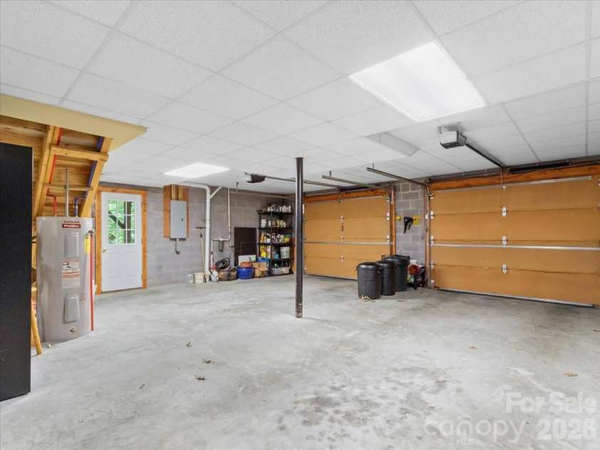 67 Hawks Landing, Burnsville, NC 28714.  MLS# CAR4405535, YatesRealty ID 52886. 