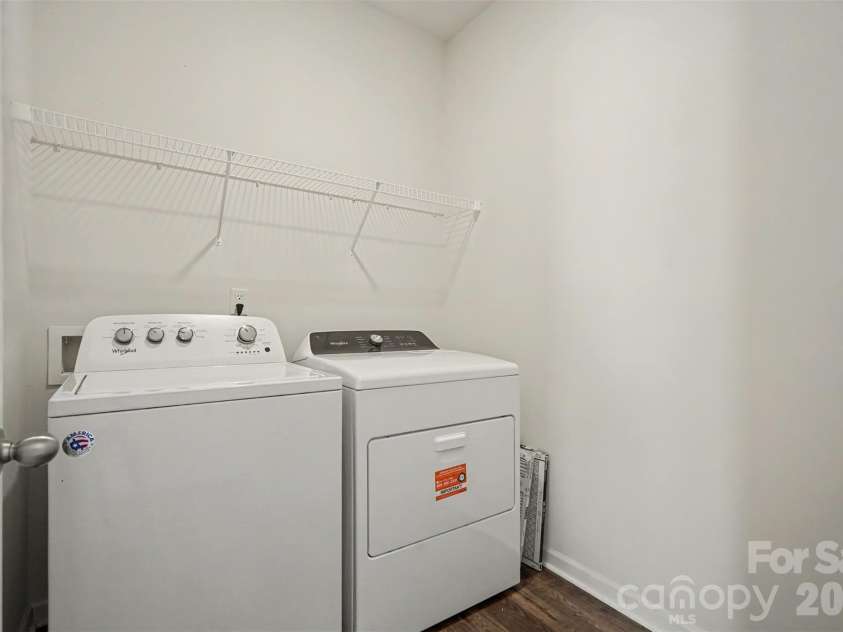 10631 Bradstreet Commons Way, Charlotte, NC 28215.  MLS# CAR4426971, YatesRealty ID 52887. 