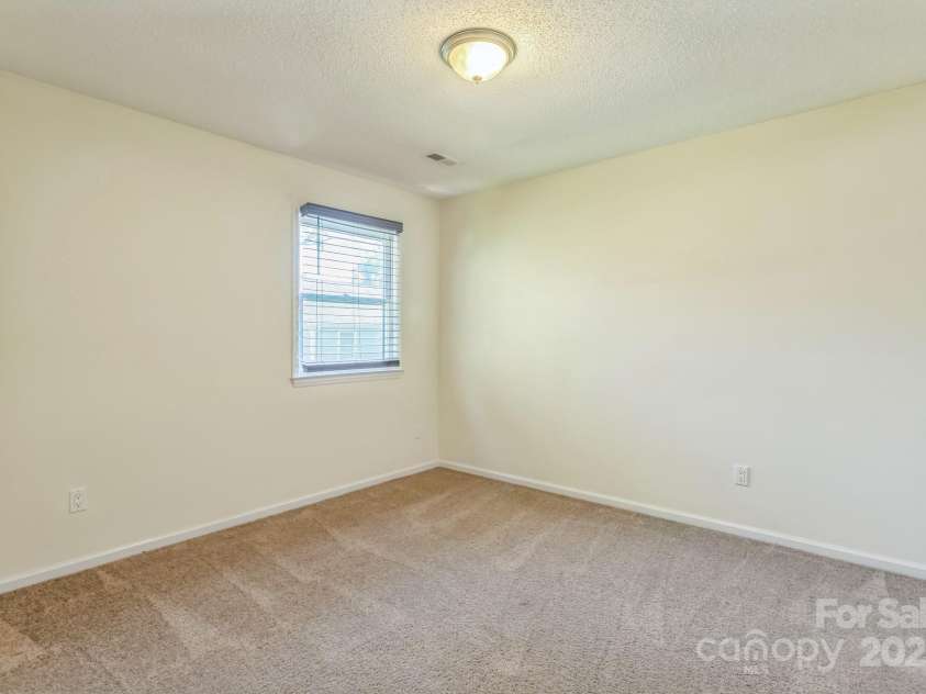 266 Kelly Street, Statesville, NC 28677.  MLS# CAR4246315, YatesRealty ID 5289. 