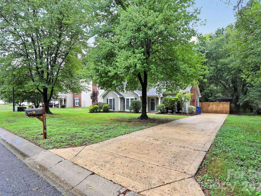12538 Levins Hall Road, Huntersville, NC 28078.  MLS# CAR4428078, YatesRealty ID 52890. 