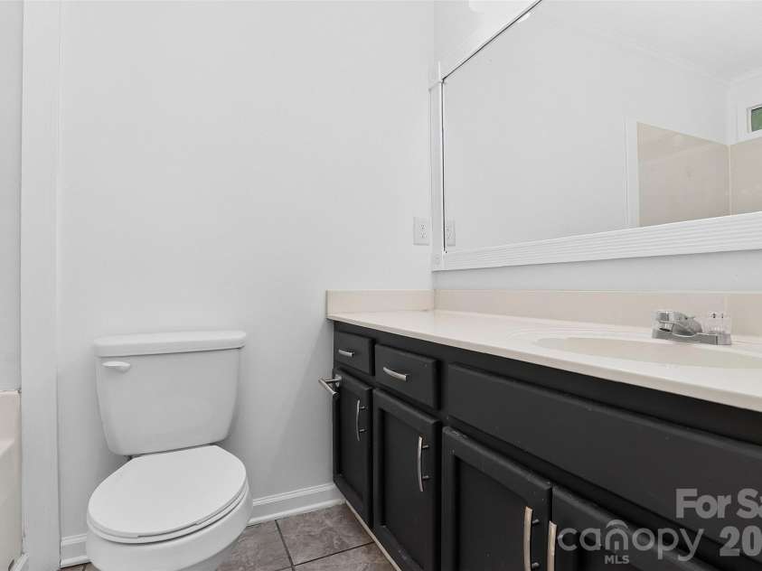 12538 Levins Hall Road, Huntersville, NC 28078.  MLS# CAR4428078, YatesRealty ID 52890. Primary Bathroom
