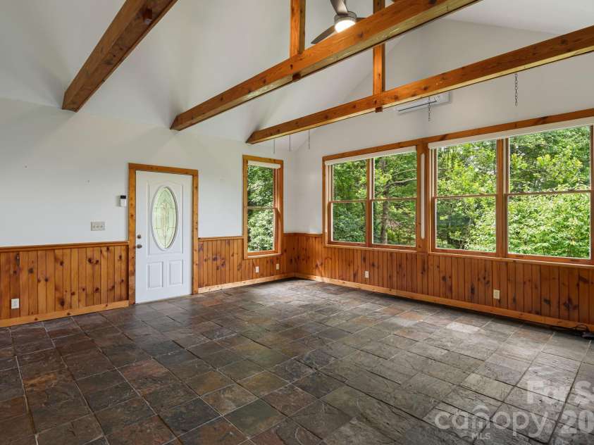 125 Hyacinth Drive, Clyde, NC 28721.  MLS# CAR4409445, YatesRealty ID 52893. Living Room