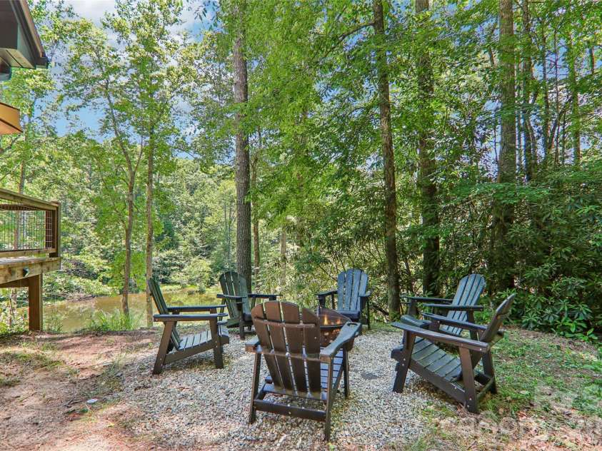 127 Short Road, Cashiers, NC 28717.  MLS# CAR4428452, YatesRealty ID 52896. 