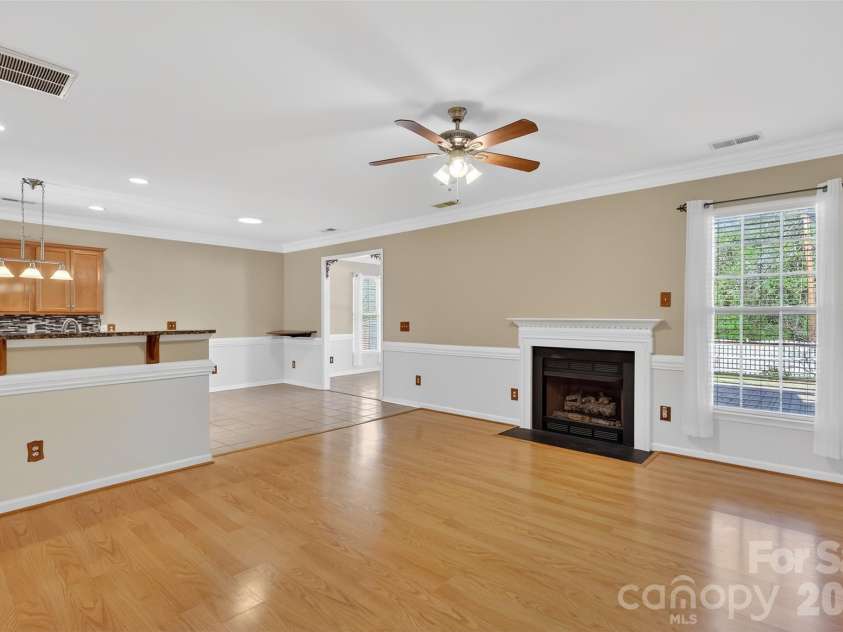 13028 Fenceline Drive, Charlotte, NC 28278.  MLS# CAR4357504, YatesRealty ID 5290. 