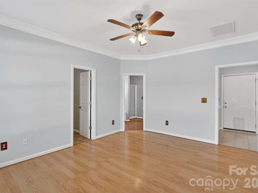 13028 Fenceline Drive, Charlotte, NC 28278.  MLS# CAR4357504, YatesRealty ID 5290. 